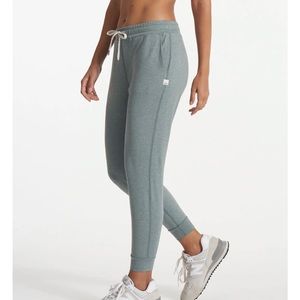 Grey Vuori Joggers! Only worn once! XS!